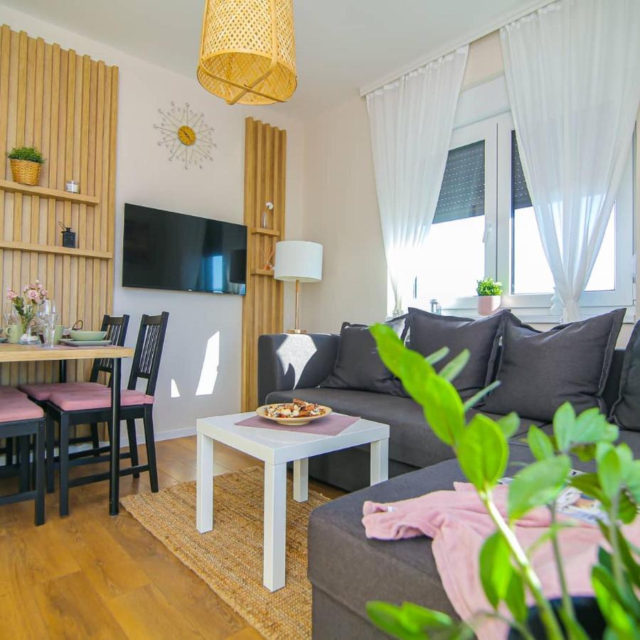 Narcis 17 - Novonamesteni Apartman Sa Prelepim Pogledom Na Tornik Zlatibor Kültér fotó