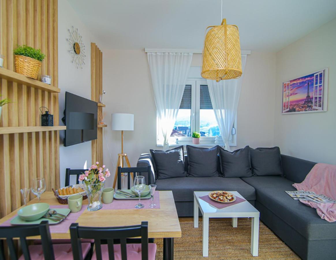 Narcis 17 - Novonamesteni Apartman Sa Prelepim Pogledom Na Tornik Zlatibor Kültér fotó