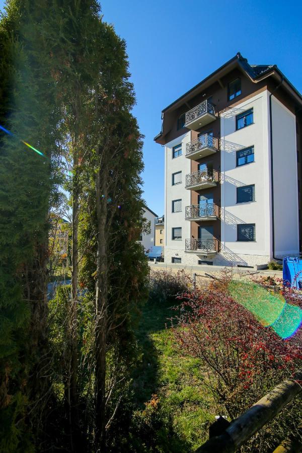 Narcis 17 - Novonamesteni Apartman Sa Prelepim Pogledom Na Tornik Zlatibor Kültér fotó